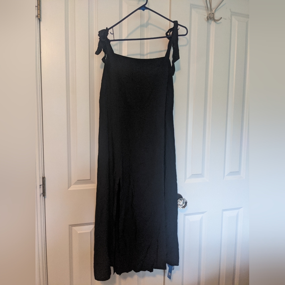NWT back tie sleeve dress
